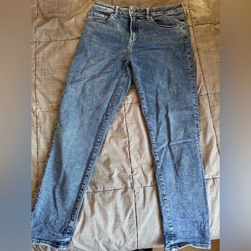 American Eagle “Dad Jean”